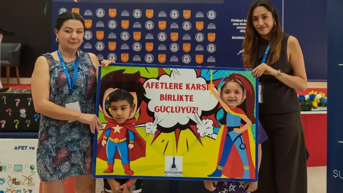 İzmir'de deprem riskine karşı zemin araştırmaları ve yapı envanteri çalışmaları sürüyor