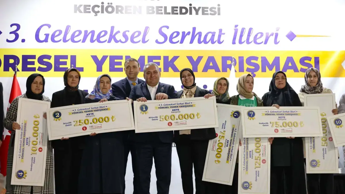 Keçiören'de düzenlenen yöresel yemek yarışmasından bir görüntü.