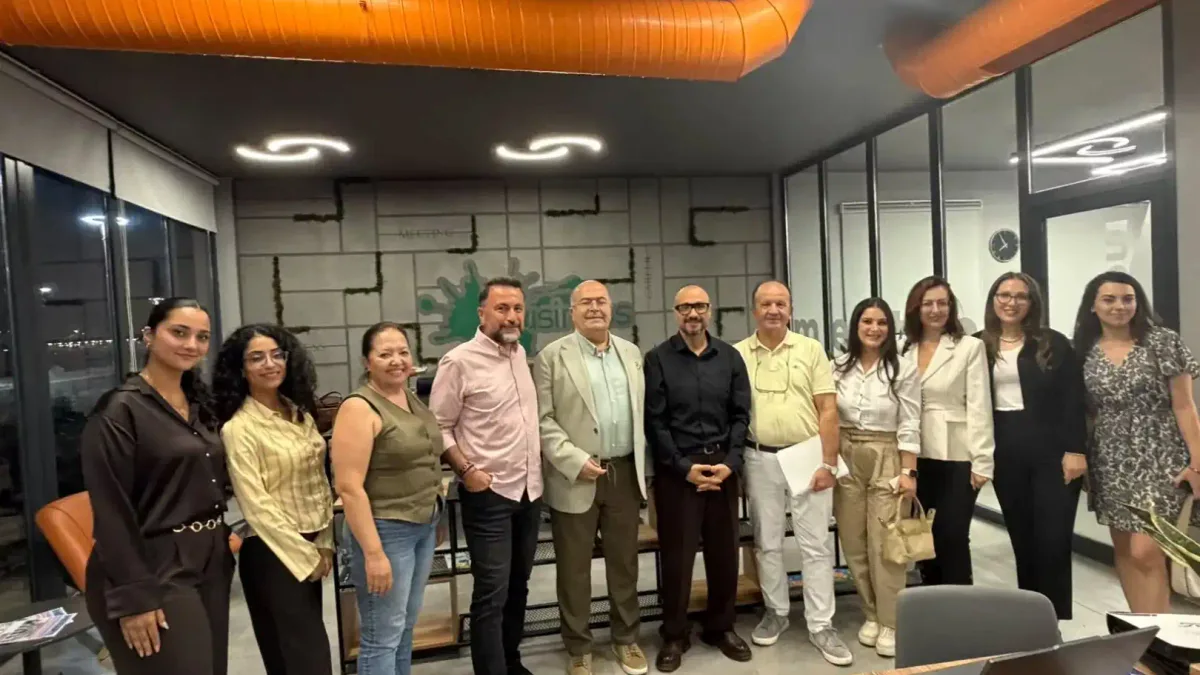 Mersin'de gerçekleştirilen aile şirketleri eğitim programından bir görüntü.