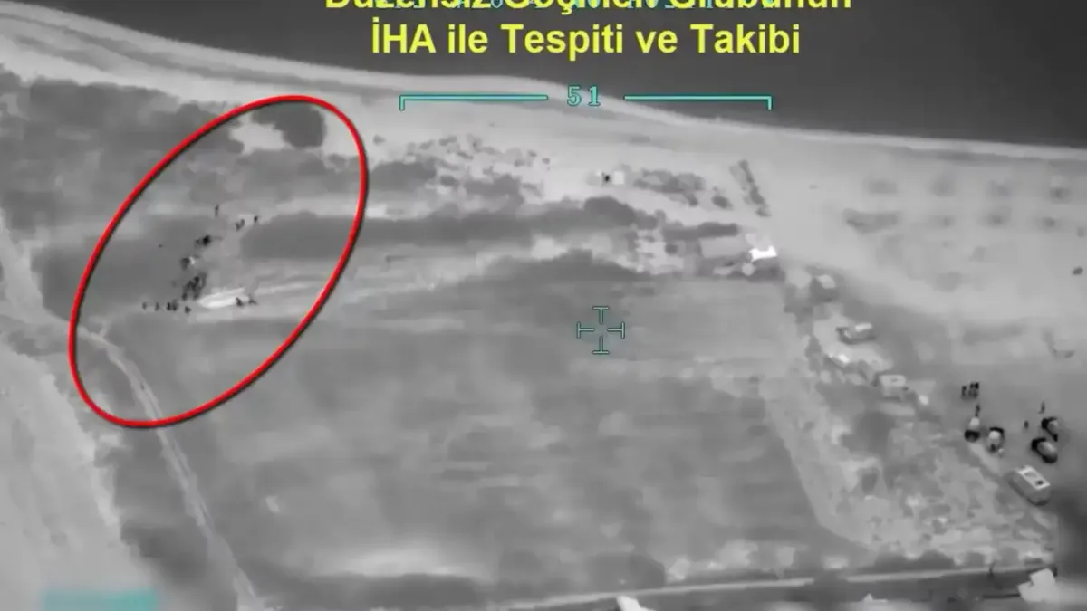 Göçmen kaçakçılığına karşı düzenlenen operasyonlardan bir görüntü.