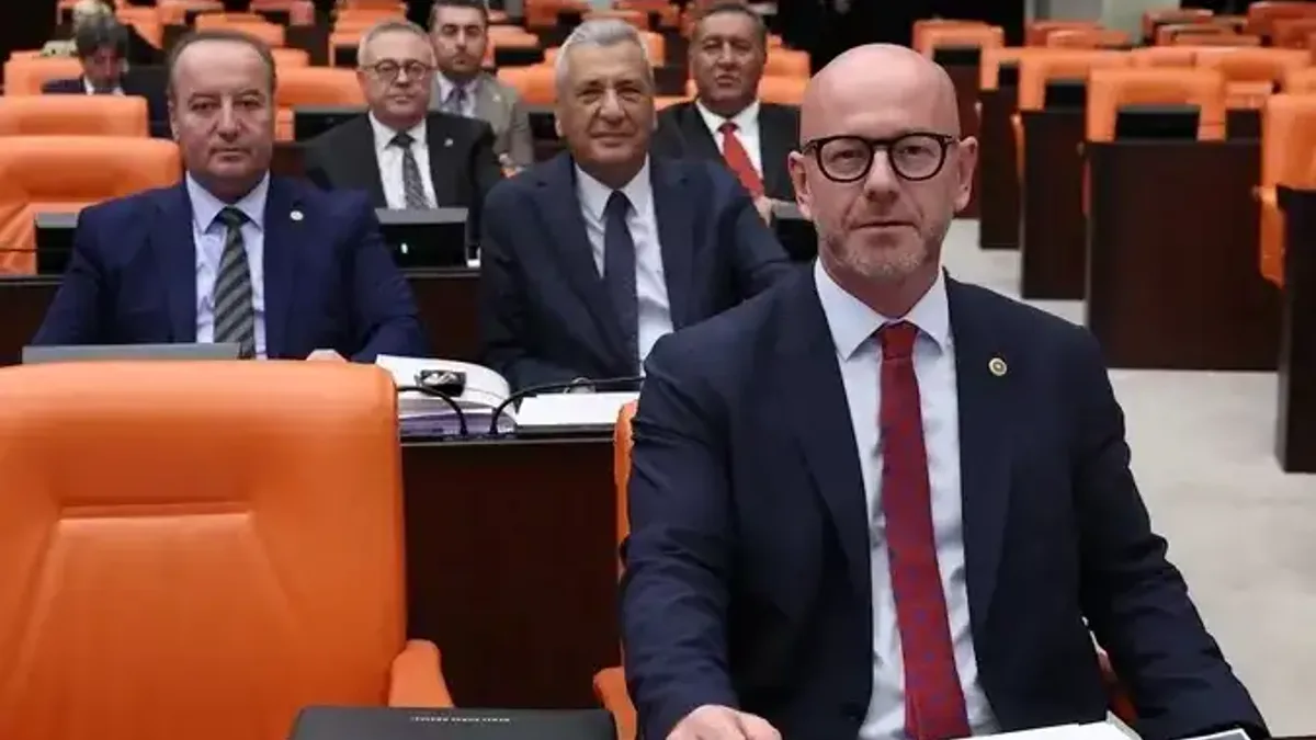 CHP'li Serkan Sarı, ekonomik sorunlara dikkat çekti.
