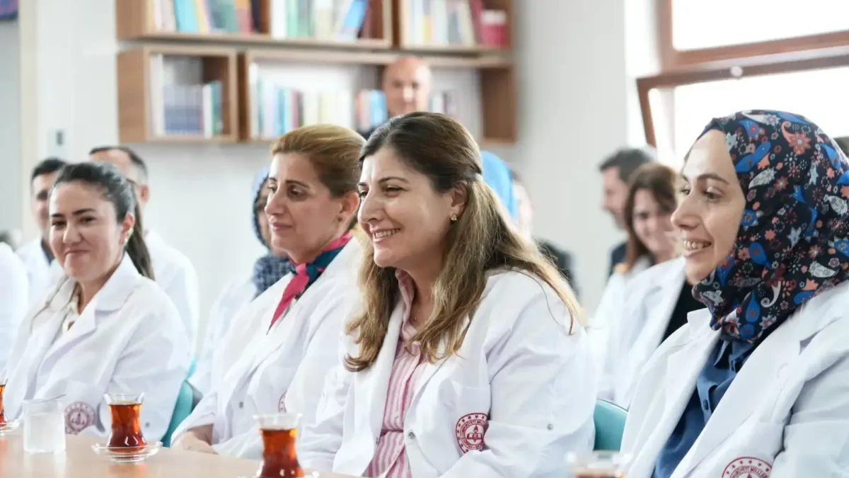 24 Kasım Öğretmenler Günü kutlamalarına dair görsel