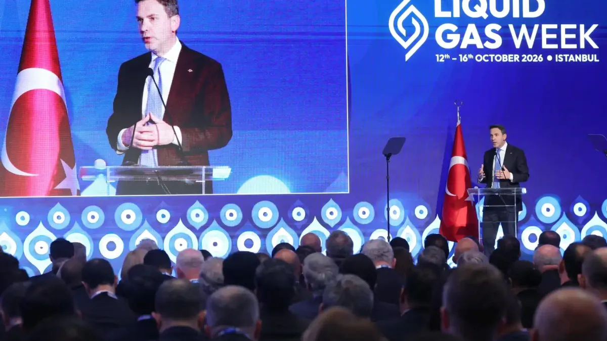 Enerji Bakanı Alparslan Bayraktar, LPG sektöründe Türkiye'nin rolünü anlatıyor.