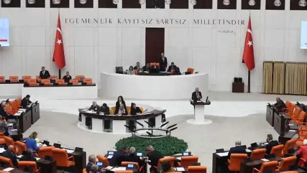 Türk Kızılay Kanunu görüşmeleri TBMM'de yapıldı.