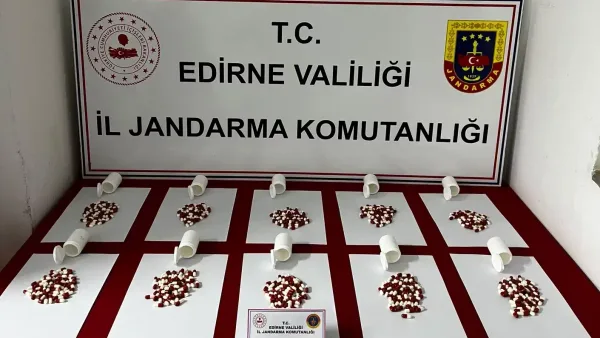 Uzunköprü'de ele geçirilen sentetik uyuşturucu haplar