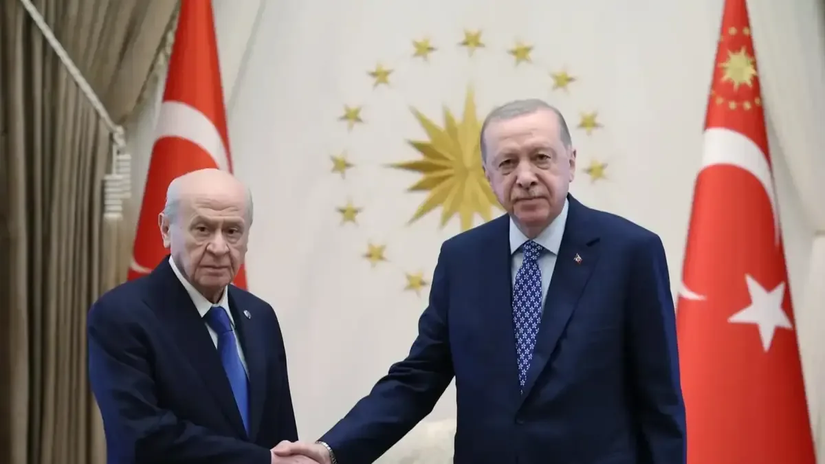 Cumhurbaşkanı Erdoğan ve MHP Genel Başkanı Bahçeli Külliye'de bir araya geldi.
