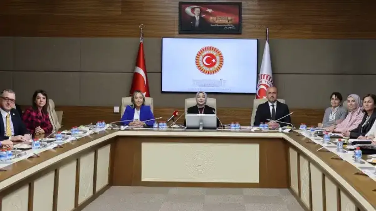 Gamze Taşcıer, KEFEK başkanvekili olarak görevde.