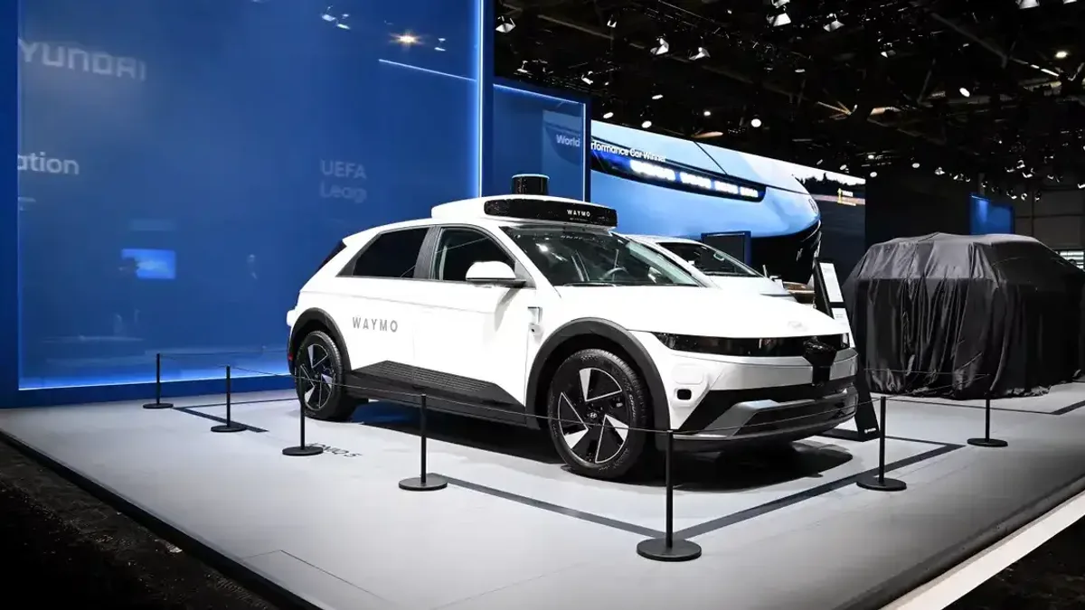 Hyundai'nin Paris Otomobil Fuarı'nda tanıttığı Yeni BAYON ve TUCSON modelleri.