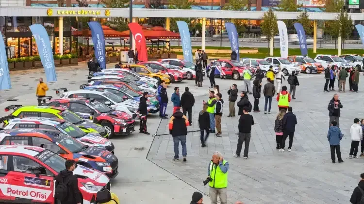 Kocaeli Rallisi 43. kez start aldı - Detay Görsel 1
