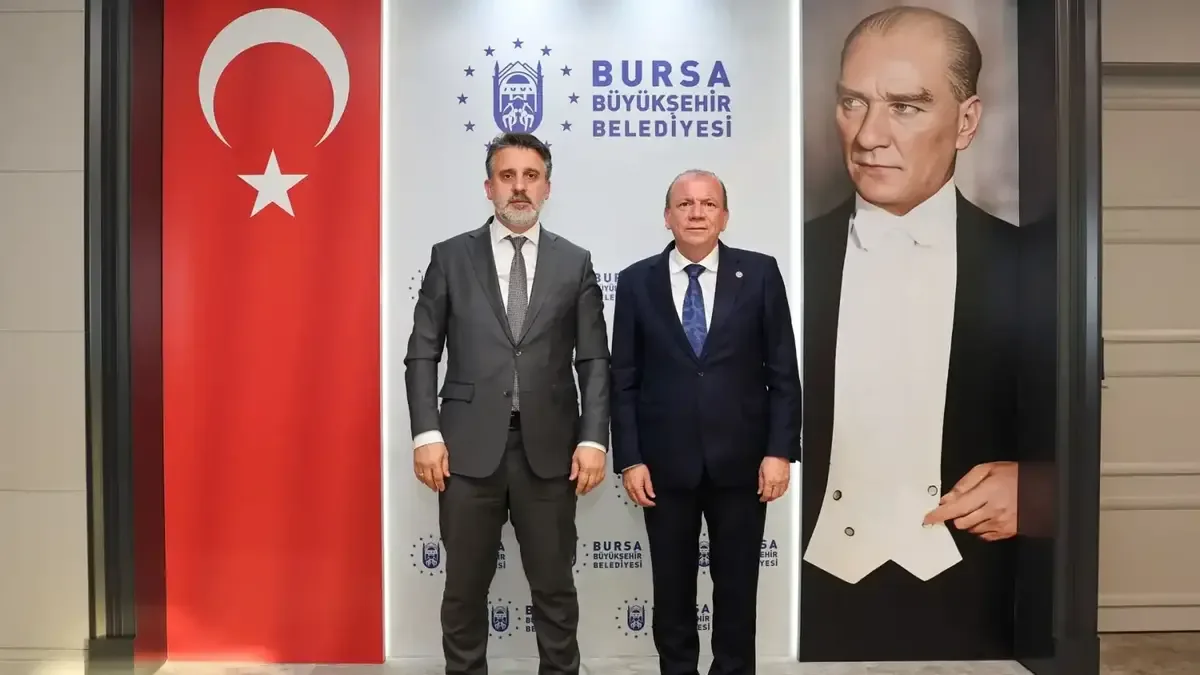BTSO Başkanı Özer Matlı ve BŞB Başkan Vekili Şahin Biba'nın görüşmesi.