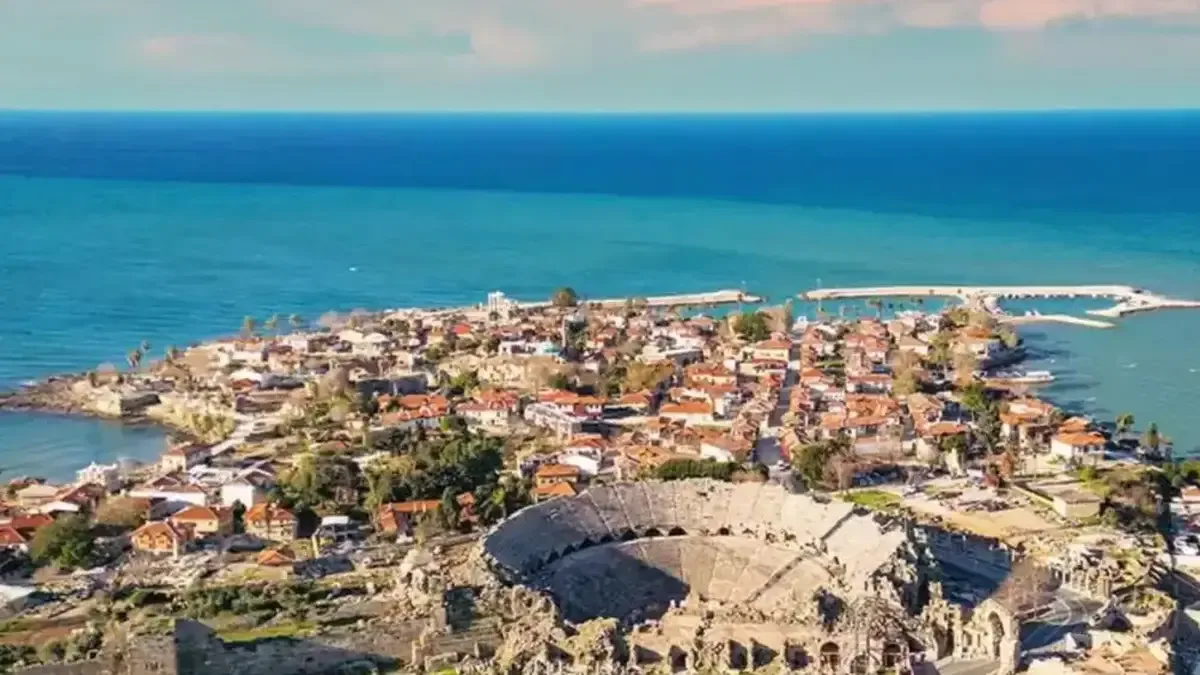 Antalya'nın turizm dinamikleri değişiyor ve yeni yatırım fırsatları ortaya çıkıyor.