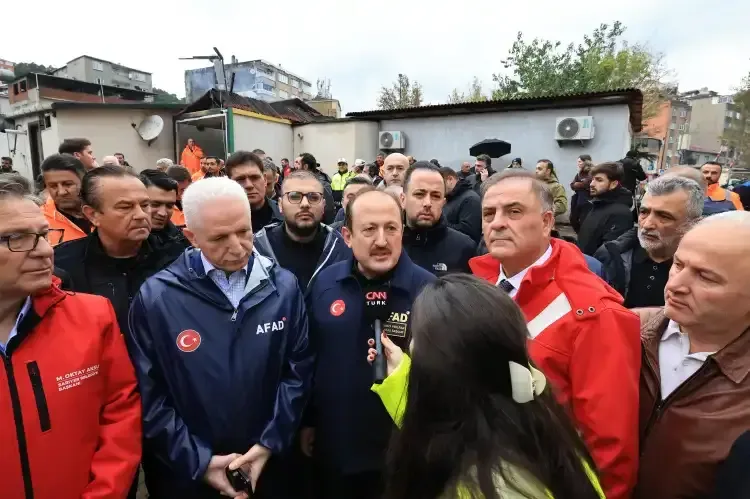 İstanbul'da 3,5 milyon ton çamur kaldırıldı - Detay Görsel 1