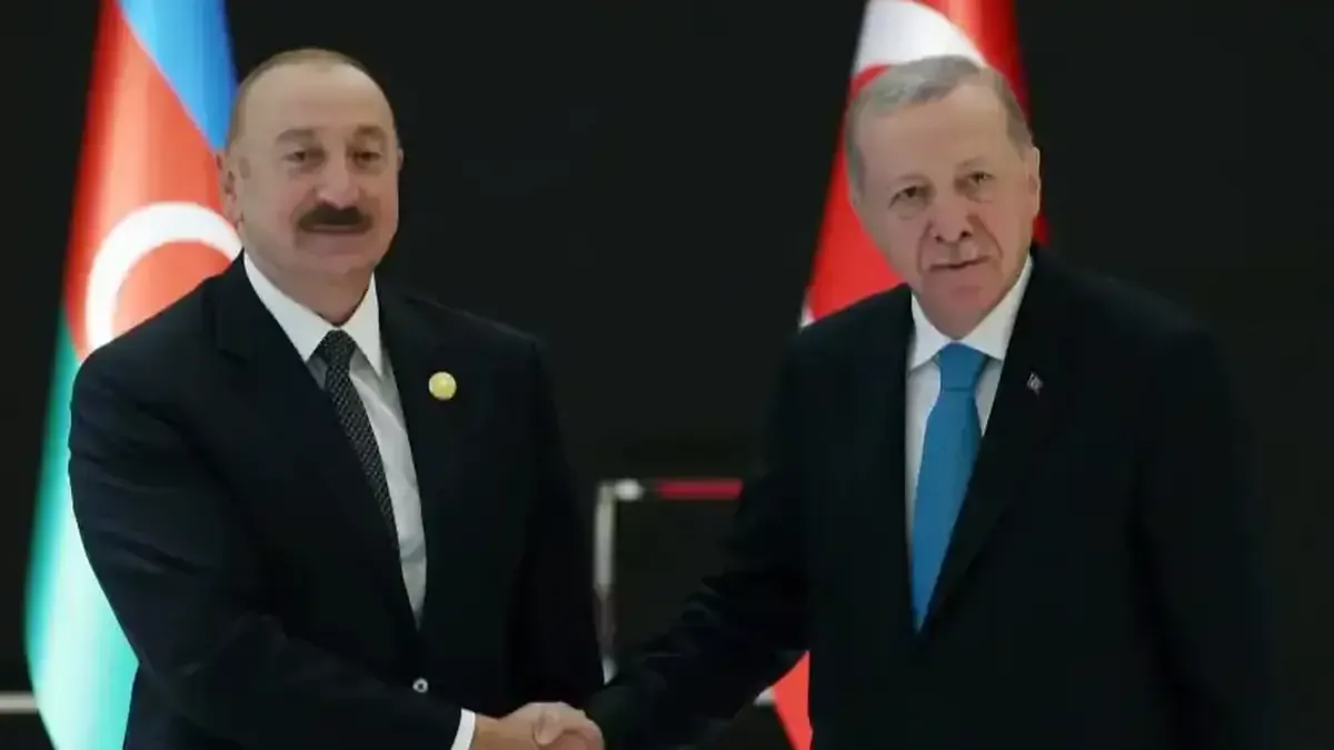 Cumhurbaşkanı Erdoğan, Azerbaycan Cumhurbaşkanı Aliyev ile telefon görüşmesi gerçekleştirdi.