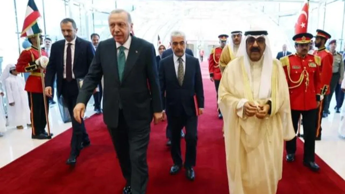 Cumhurbaşkanı Erdoğan, Körfez turunun ilk durağı Kuveyt’te! Kuveyt'le 4 anlaşma imzalandı