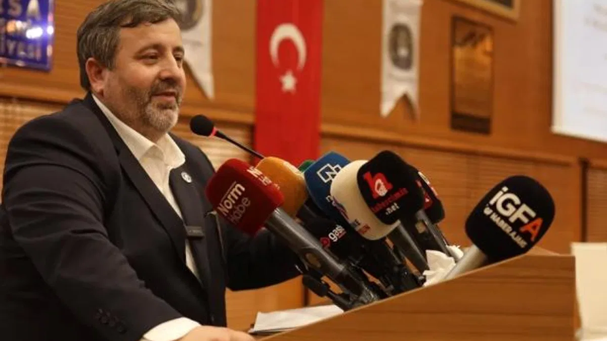 TR Düşünce Kulübü Ercan Yakut'la devam
