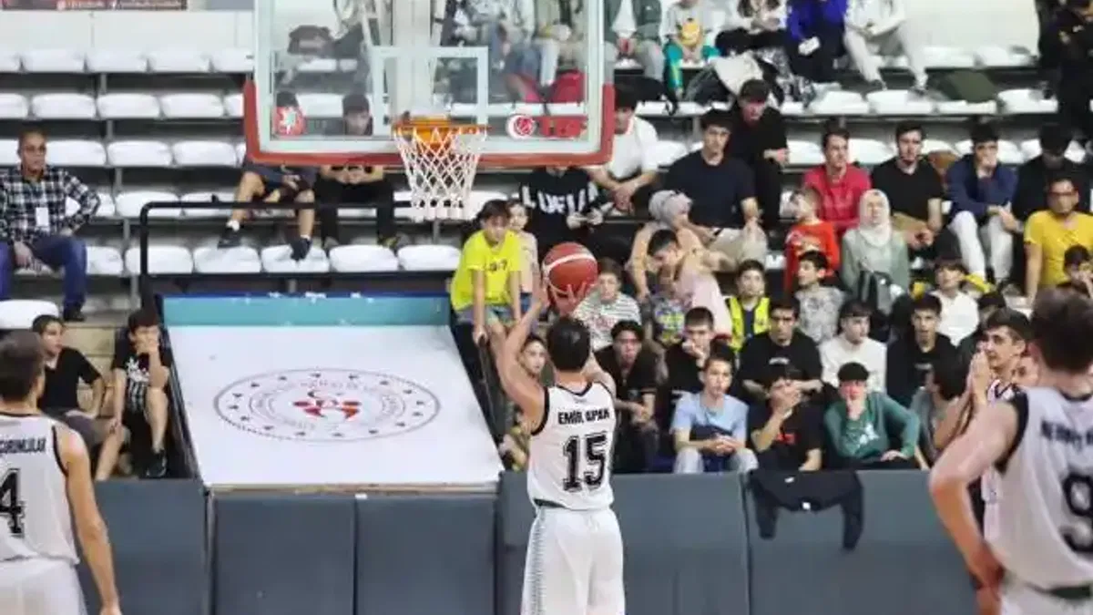 Sakarya'nın dev adamları İstanbul ekibini konuk edecek