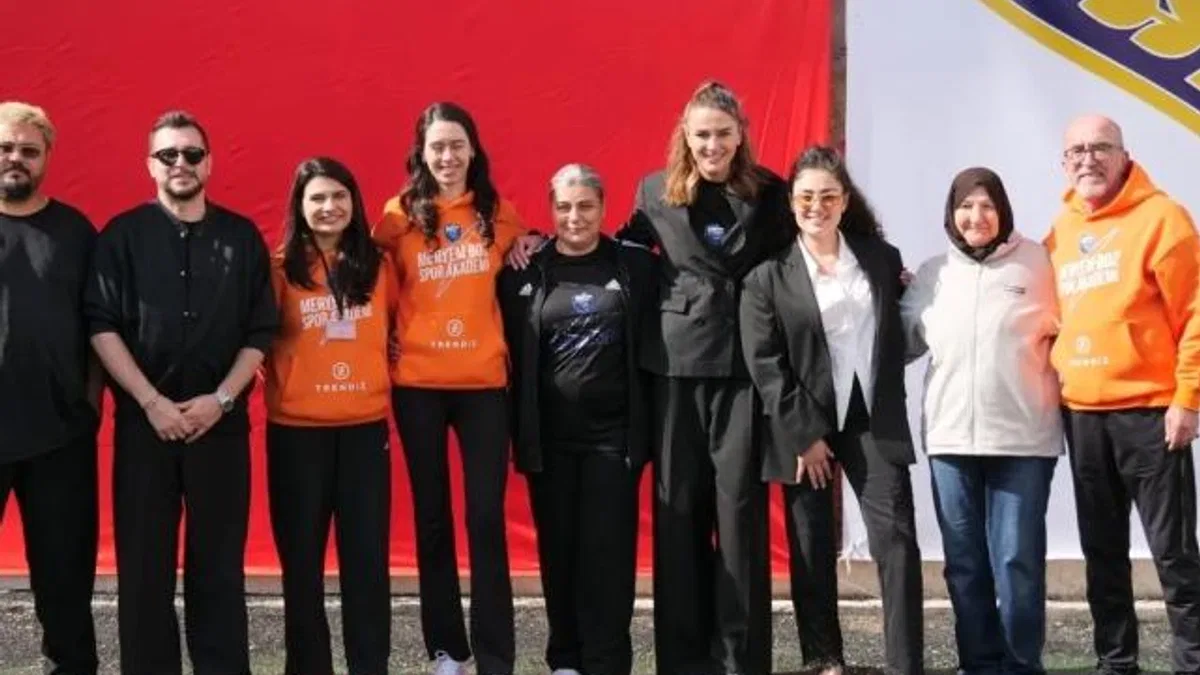 Meryem Boz, kadın hükümlü ve tutuklularla buluştu