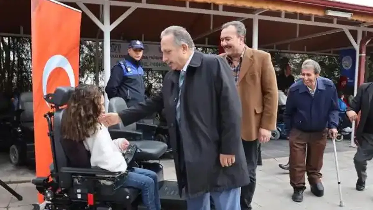Mustafa Yalçın'dan 'Engelliler Günü' mesajı