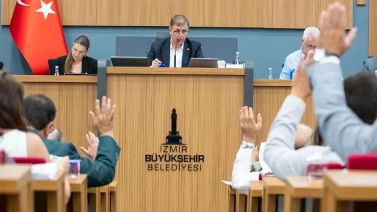 Başkan Tugay: Yangının yaralarını birlikte saracağız
