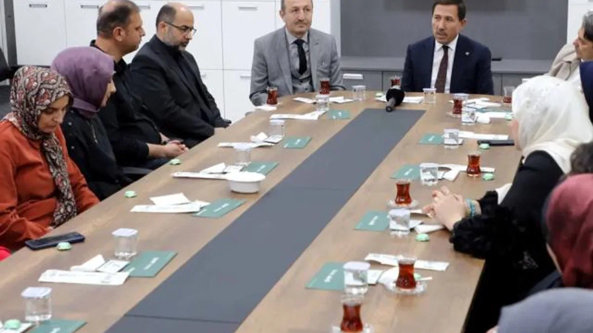Konya Karatay’da halı saha müjdesi