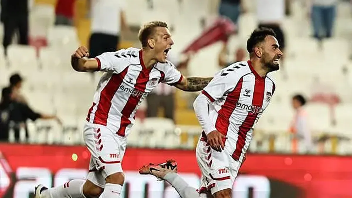 Net Global Sivasspor 3 - 2 Gaziantep FK (Maç Sonucu)