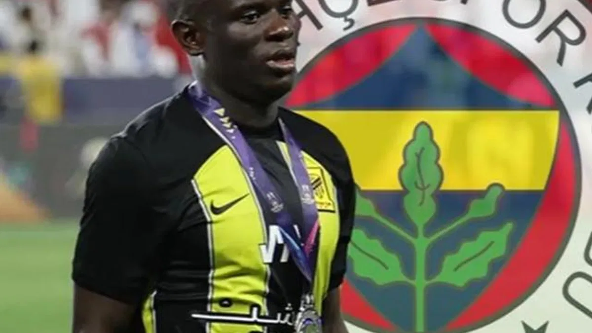 N’Golo Kanté resmen sarı lacivertli