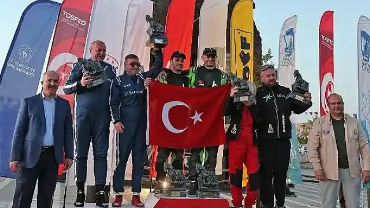 Çanakkale'de Baja Troia'da Rüzgarı Esti