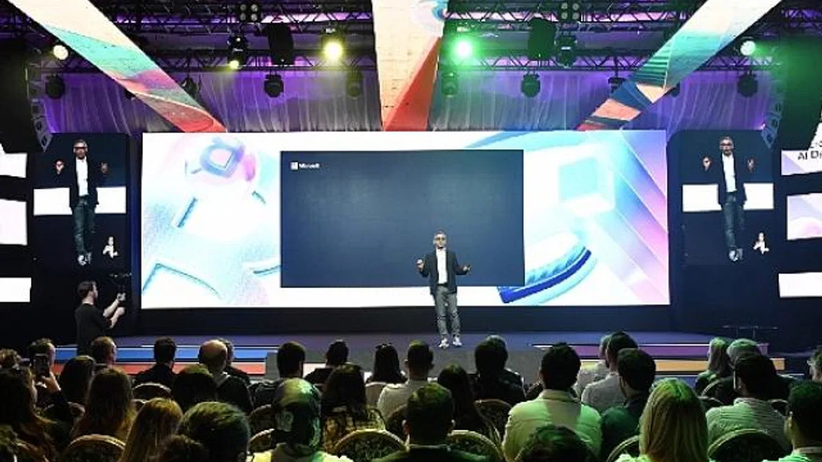 Senenin en büyük teknoloji etkinliği "Microsoft BuildAI: Yapay Zeka Günü"nde yazılımcılar ve teknoloji dünyasının liderleri buluştu