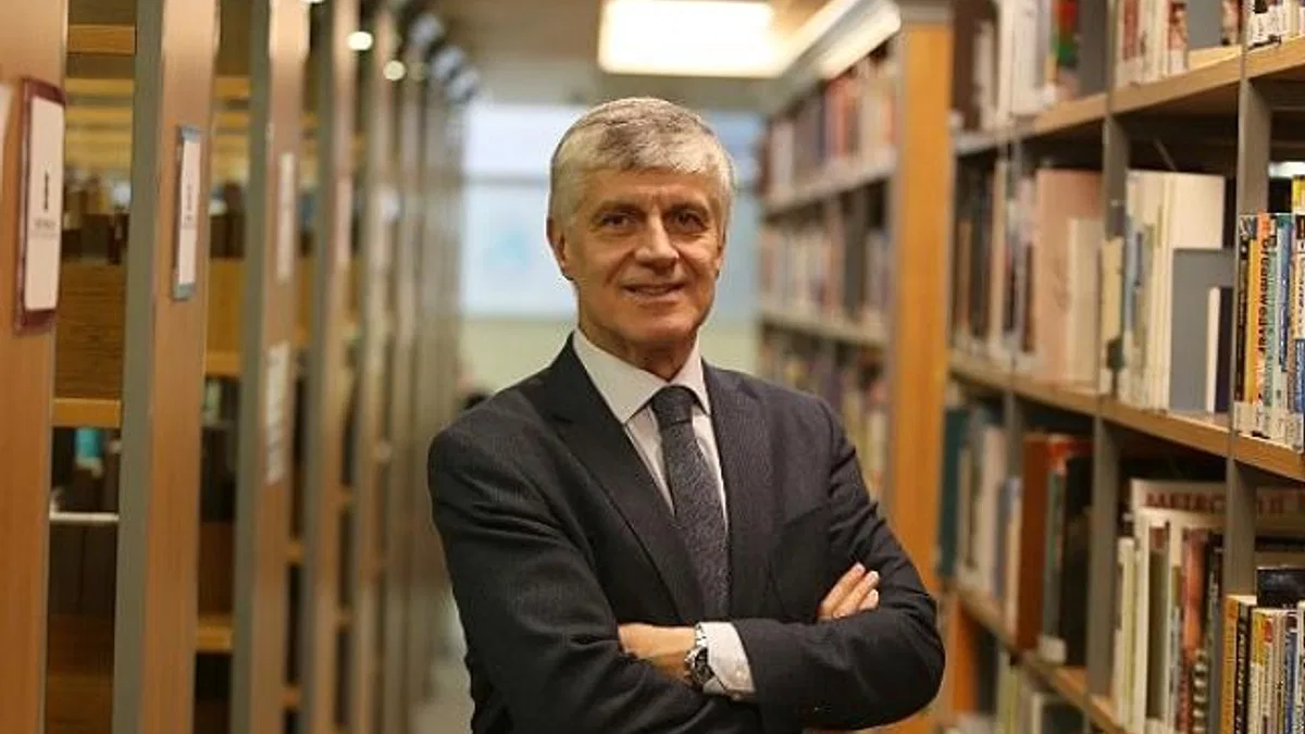 Prof. Dr. Tayfun Uzbay: "Ezbere birtakım kokteyllerin kullanılması ölümle dahi sonuçlanabilecek sağlık sorunlarına yol açabilir"