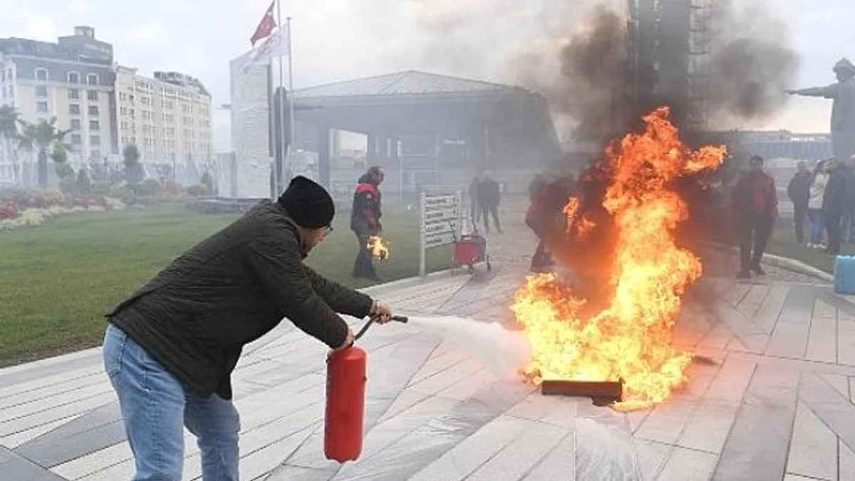 Osmangazi'de başarılı deprem ve yangın tatbikatı