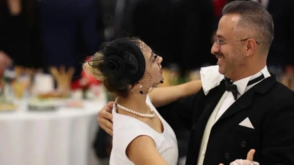 Muğla’da Cumhuriyet Balosu'nda 102 yıllık coşku