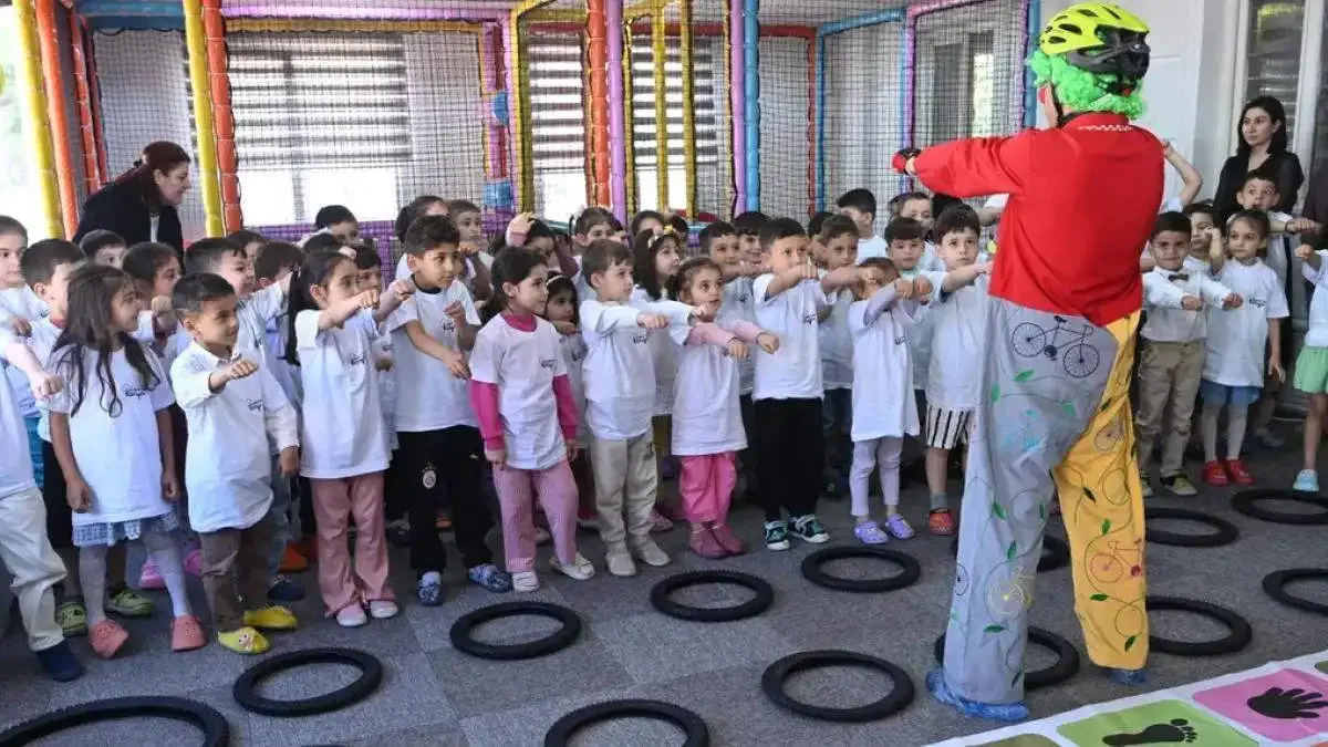 Konya'da anaokulu öğrencilerine bisiklet bilinci eğitimi