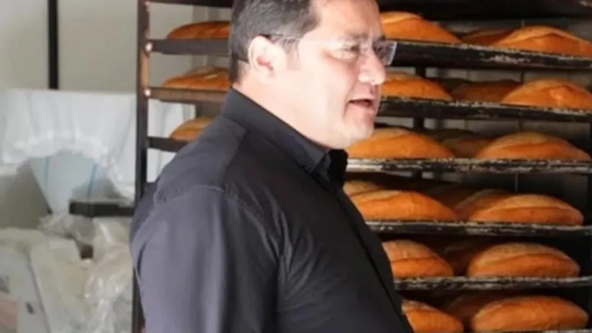Bolvadin'de ekmek 15 TL olunca, 5 TL'lik Halk Ekmek'e rağbet arttı