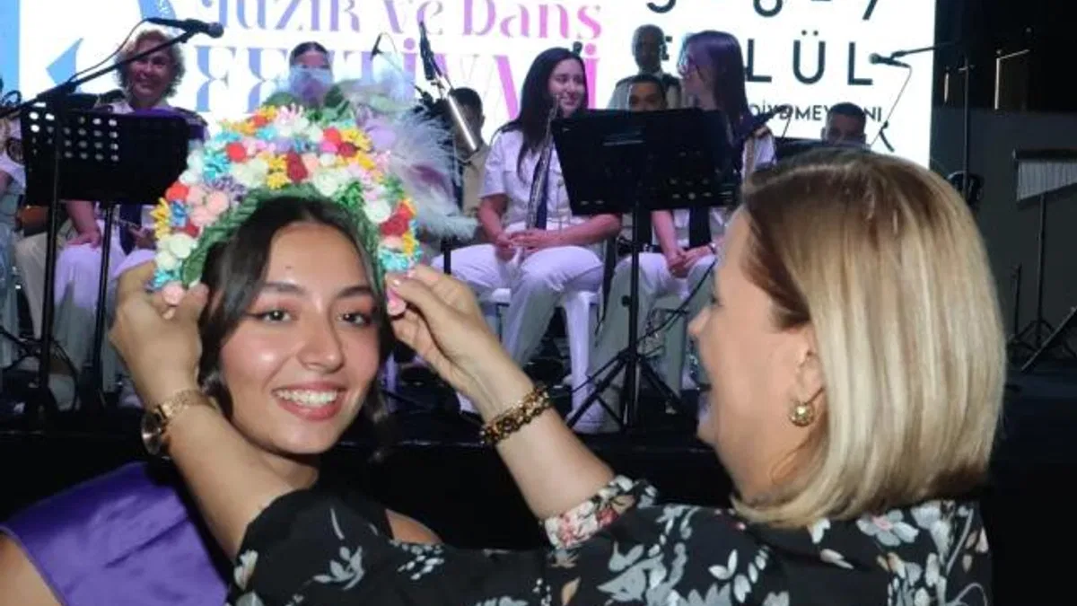 'Pişmaniye Güzeli'nin tacı Fatma Başkan'dan