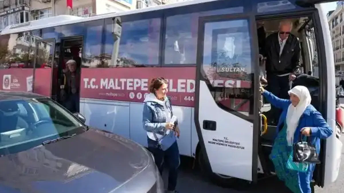 İstanbul Maltepe'nin ihtiyar delikanlıları ve altın kızları unutulmadı