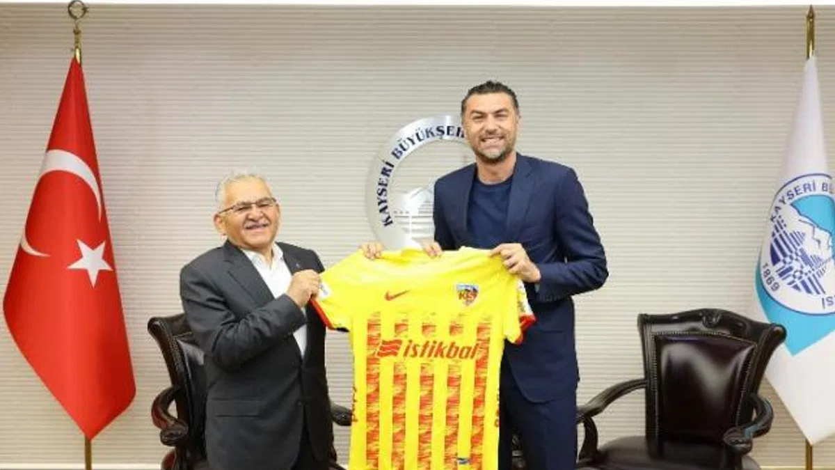 Burak Yılmaz'dan Memduh Büyükkılıç'a ziyaret