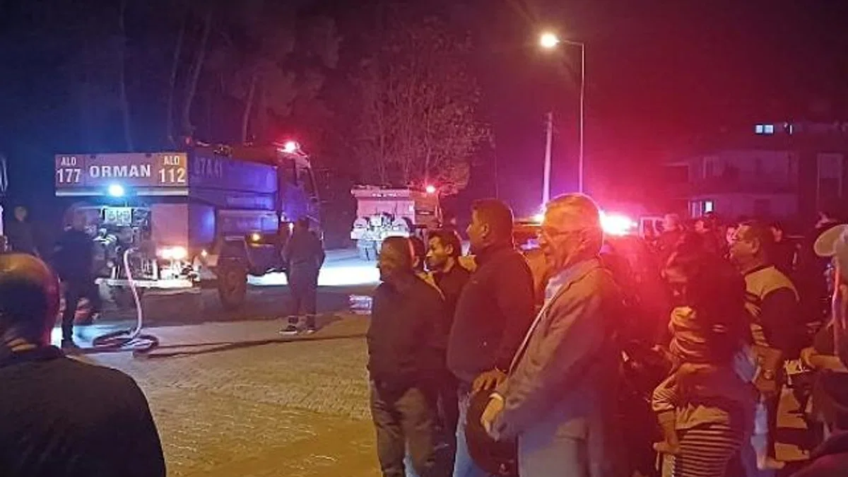 Kemer'de korkutan yangın