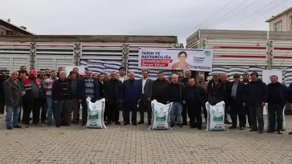 Tekirdağ'da Büyükşehirden, üreticilere kuzu-oğlak yemi desteği