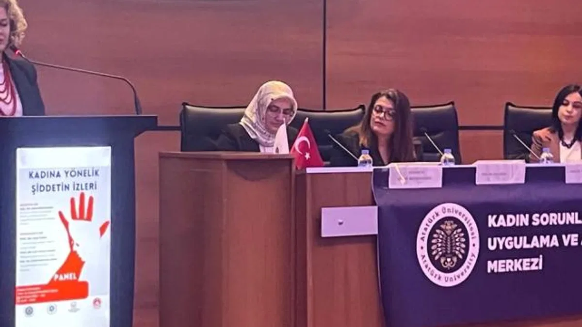 Erzurum'da "Kadına Yönelik Şiddetin İzleri" paneli
