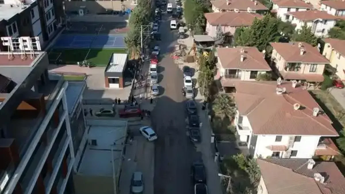 İzmit’te prestij cadde çalışmaları başladı
