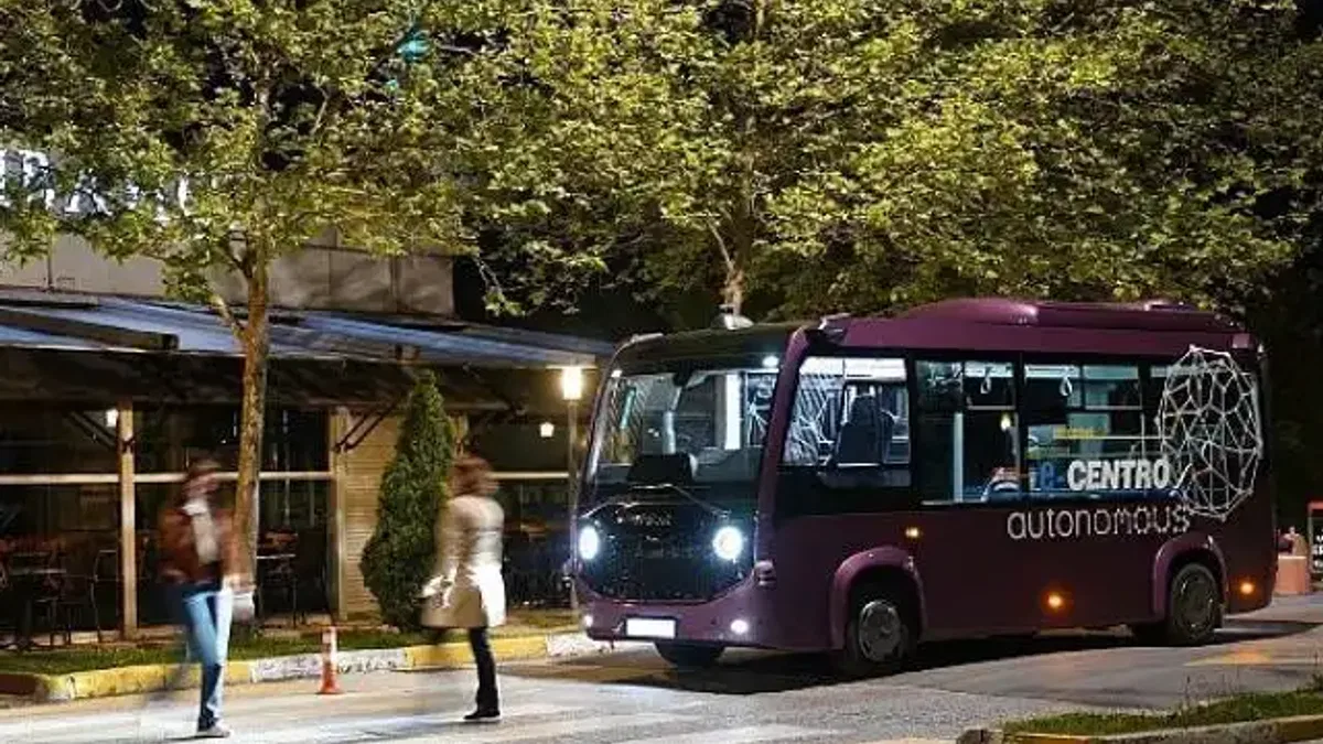 Otokar Otonom ve Elektrikli Otobüslerini Belçika'da Sergiledi