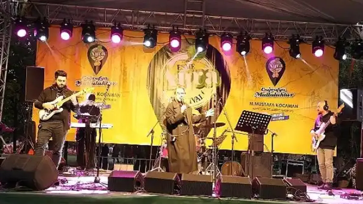 Kartepe'de Coşkulu Ayva Festivali