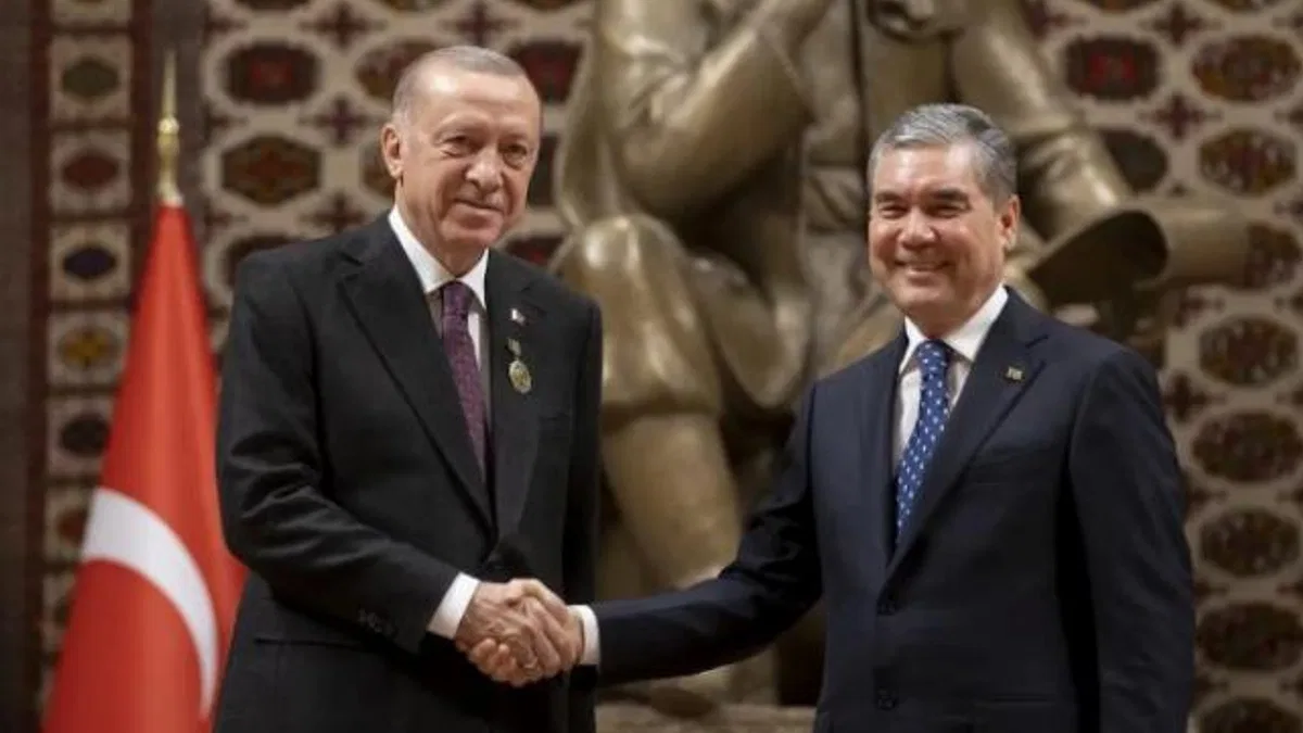 Cumhurbaşkanı Erdoğan, Berdimuhammedov ile görüştü