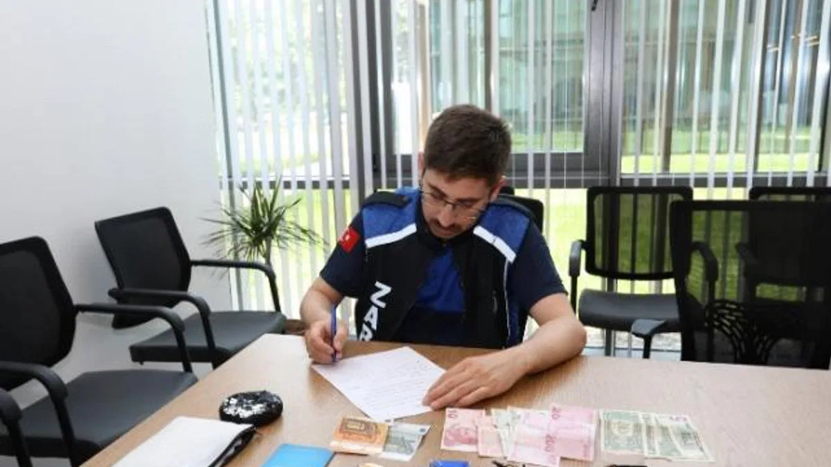 İnegöl'de taksici esnafından örnek davranış