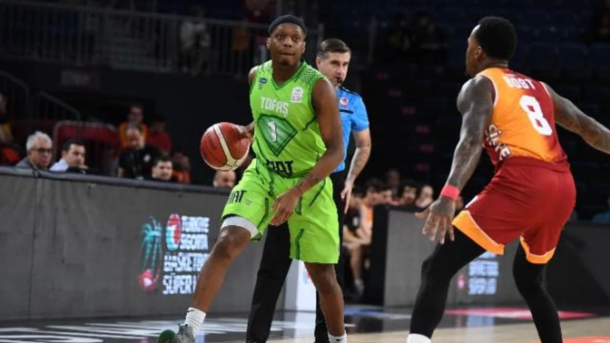 TOFAŞ play-off için Galatasaray Ekmas karşısında
