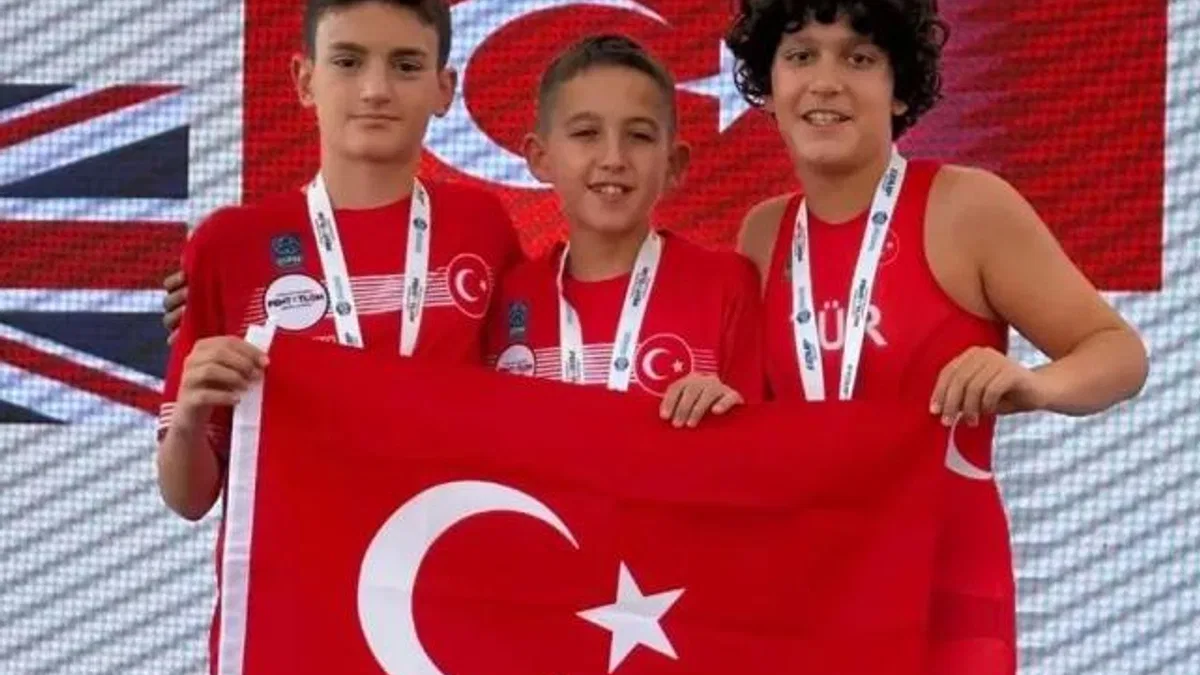 Muğla Büyükşehir sporcusu Alanya’da zirveye çıktı