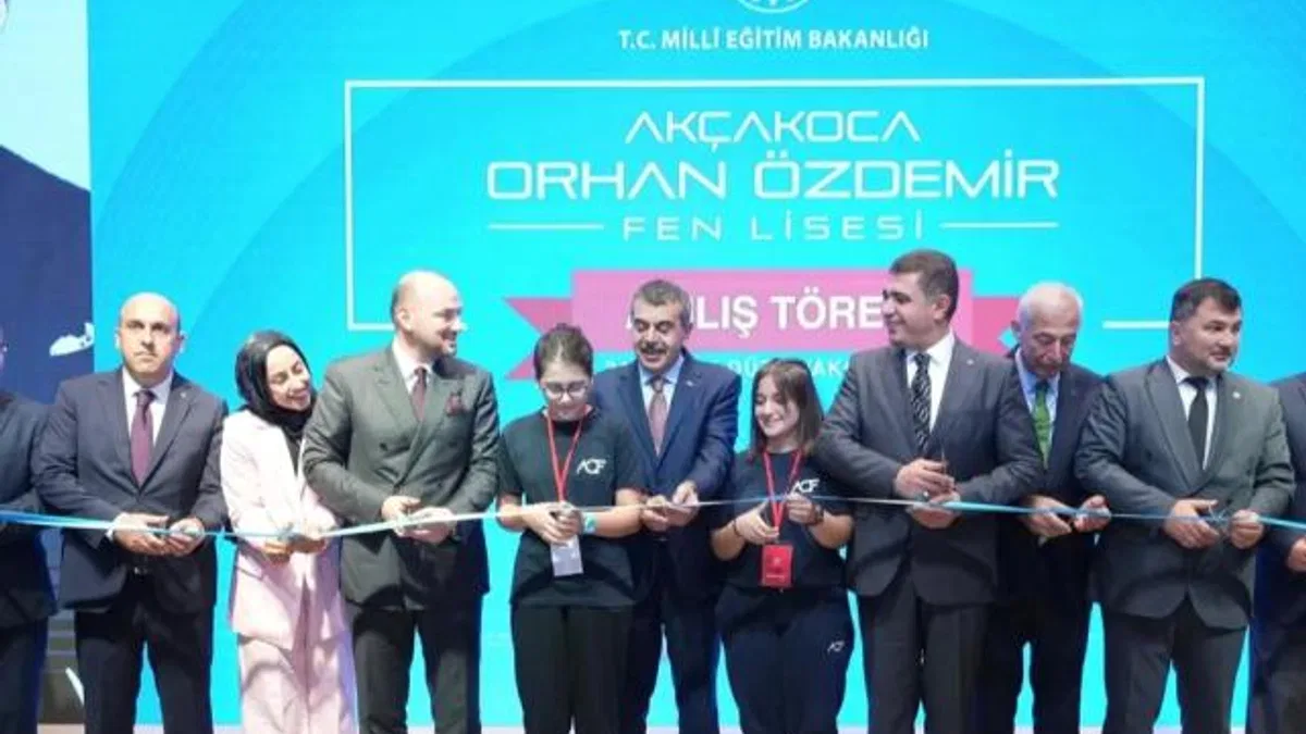 Bakan Tekin Düzce'den eğitim mesajı verdi... Öğrenci sayılarımız uluslararası seviyede