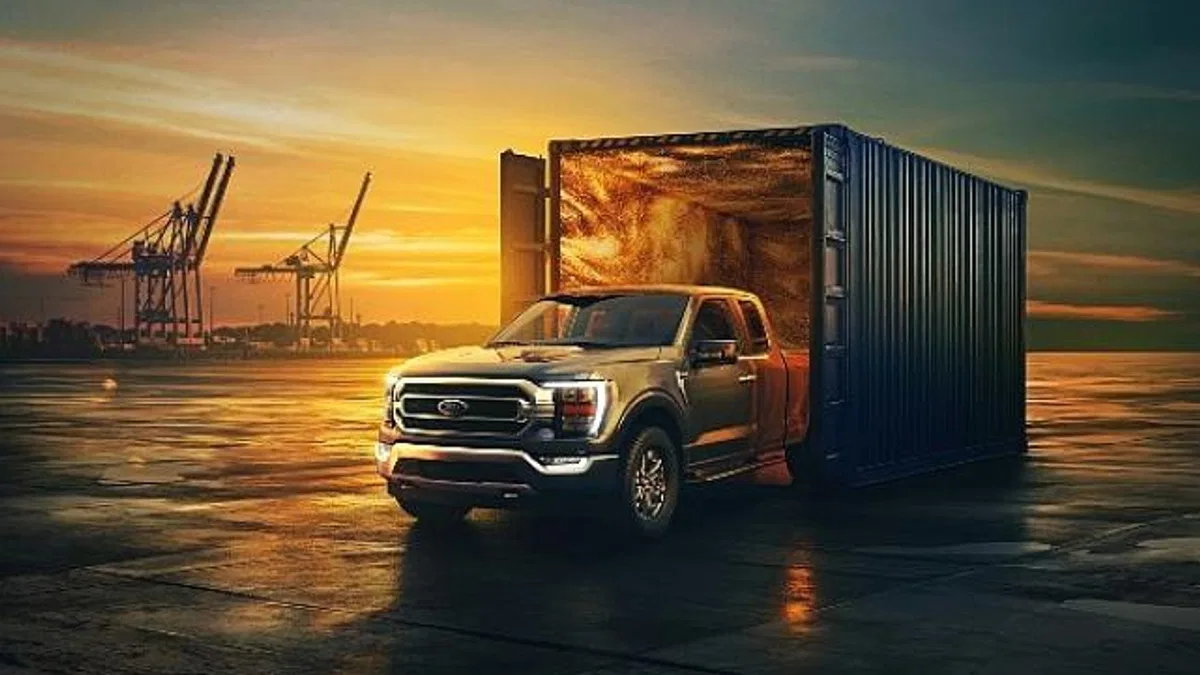 Amerika'daki Sıradışı Ford'lar Türkiye'ye Geliyor : F-150 XLT Şimdi Türkiye'de