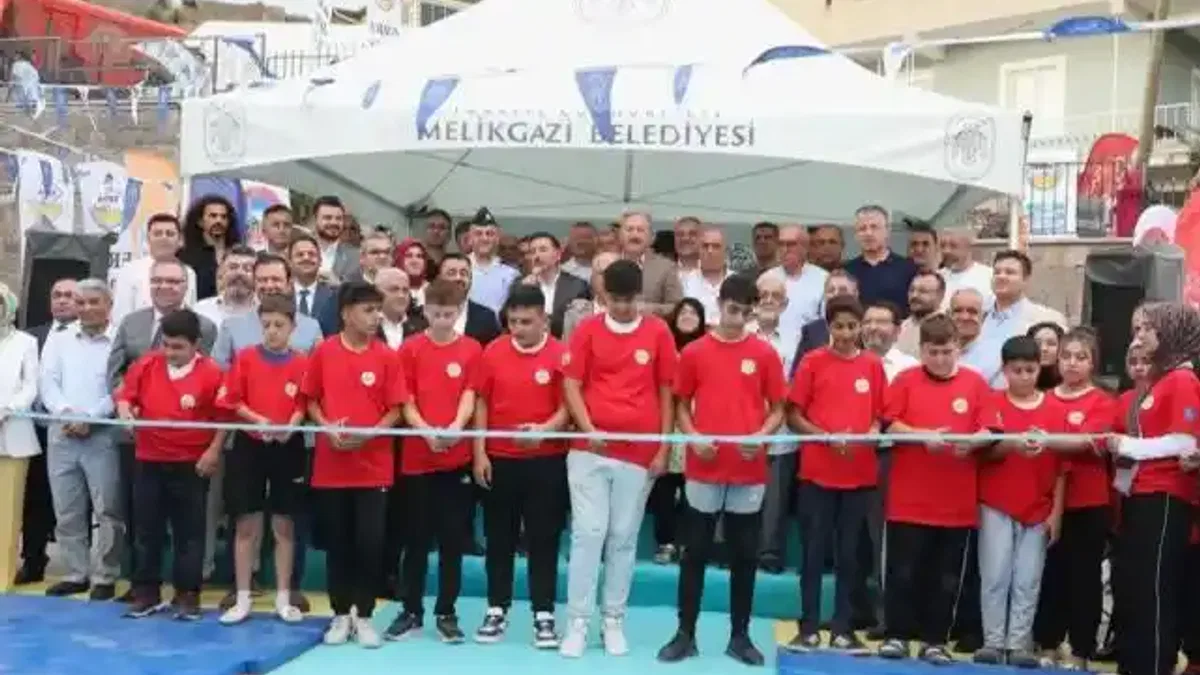 Kayseri Melikgazi'den gençlere yeni spor okulu