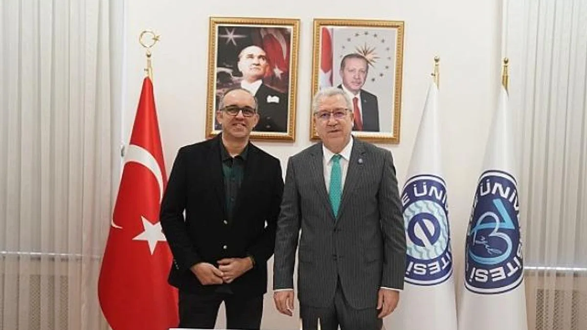 Bu proje ile ısı, alev ve mekanik risklere karşı koruyucu eldivenler geliştirildi